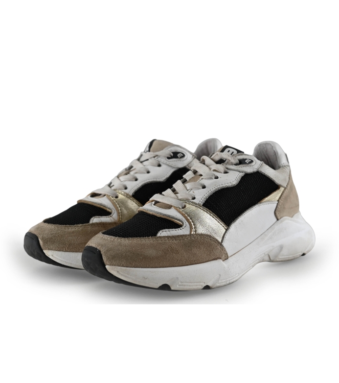 Maruti Sneaker