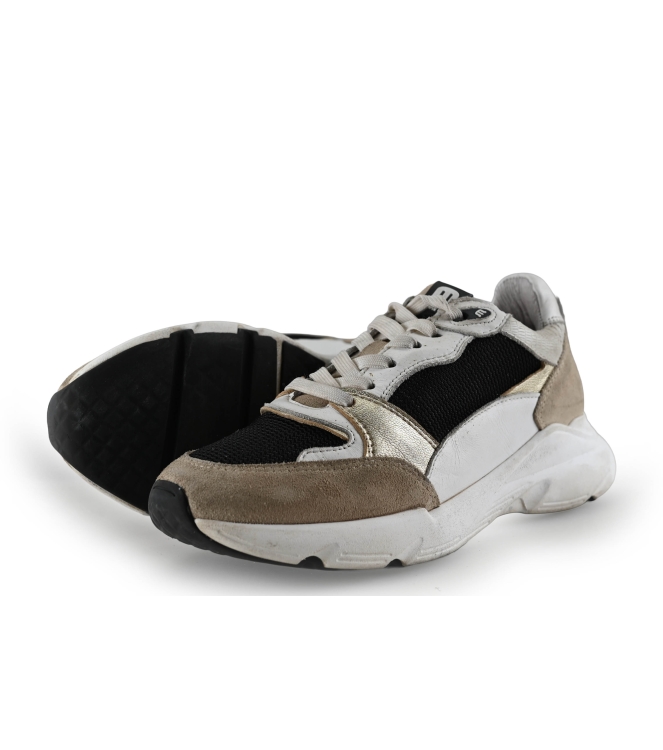 Maruti Sneaker