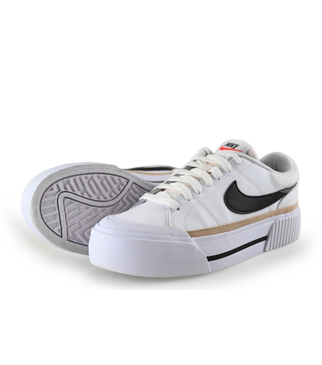 Nike Sneaker