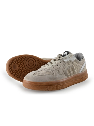 Maruti Sneaker