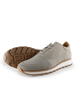 Rehab Sneaker
