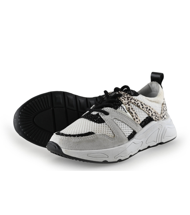 Wysh Sneaker