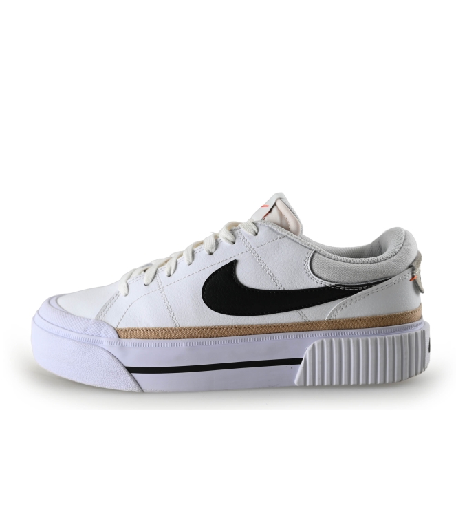 Nike Sneaker