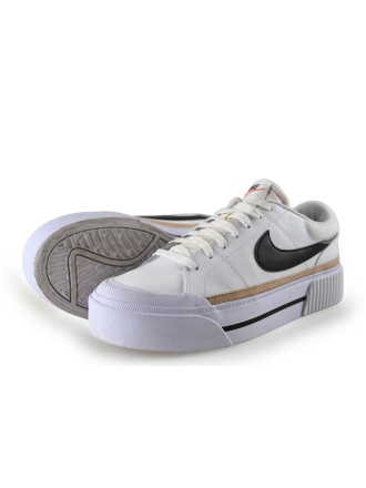 Nike Sneaker