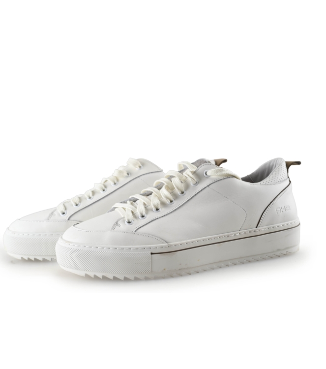 Rehab Sneaker