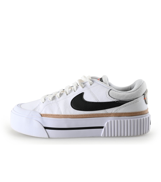 Nike Sneaker