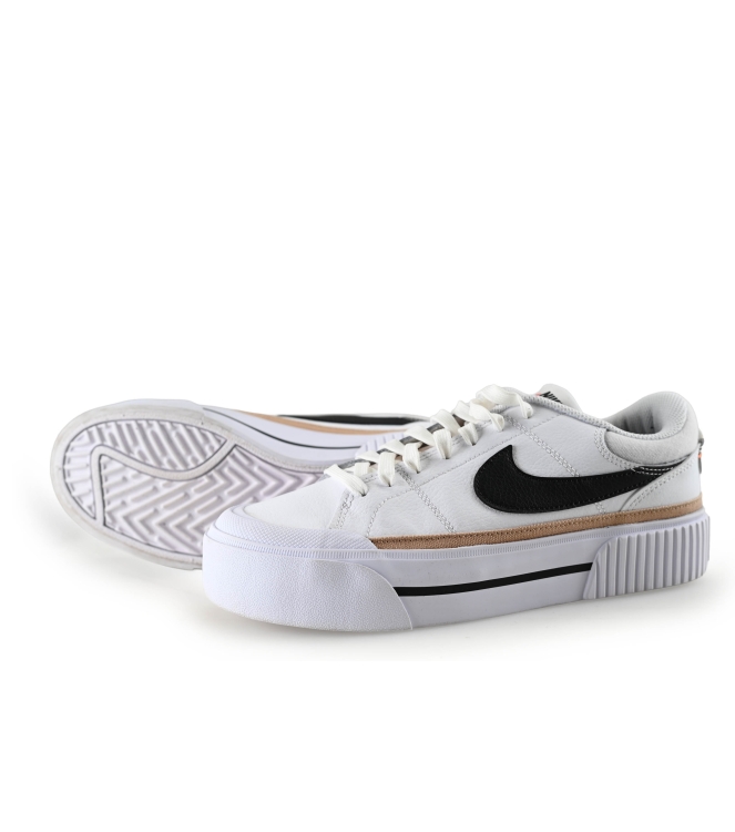 Nike Sneaker