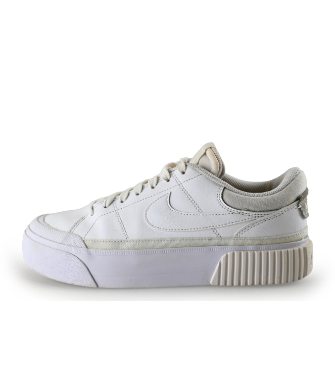 Nike Sneaker