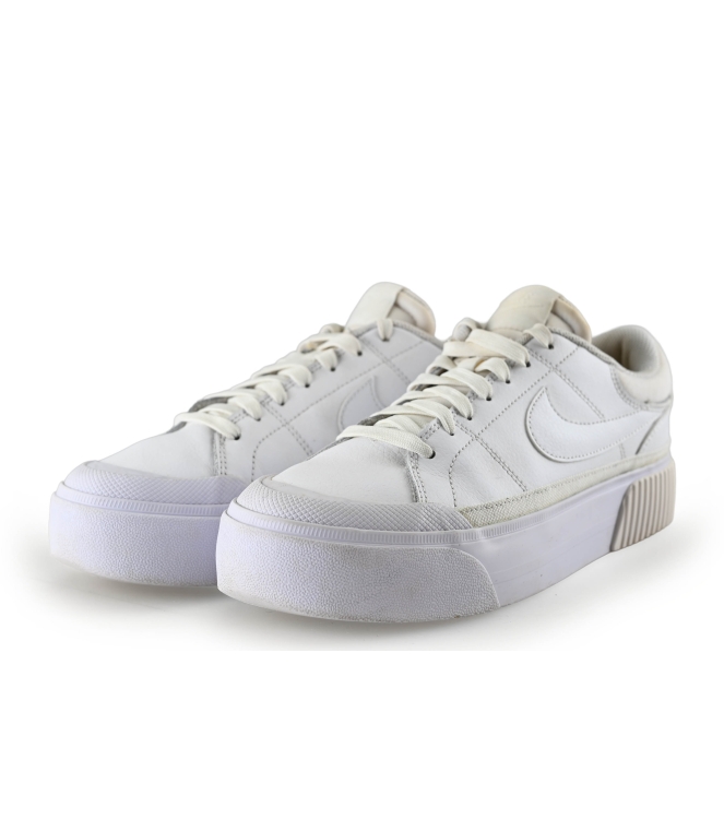 Nike Sneaker