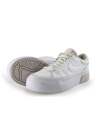 Nike Sneaker