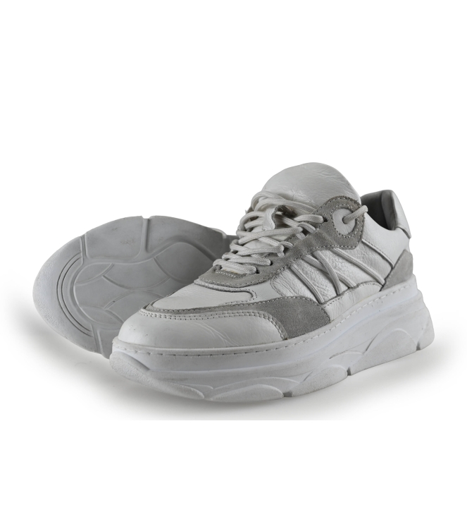 Omoda Sneaker