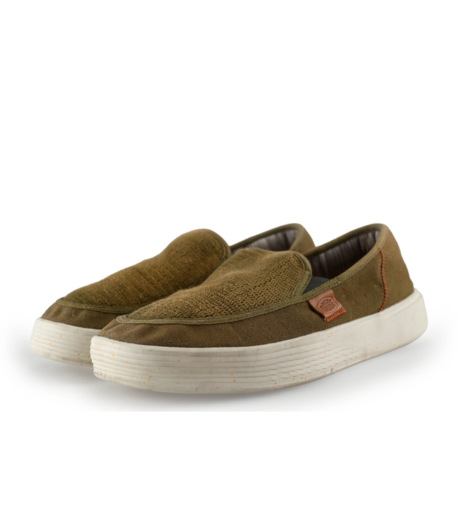 HEY DUDE Slip-ons