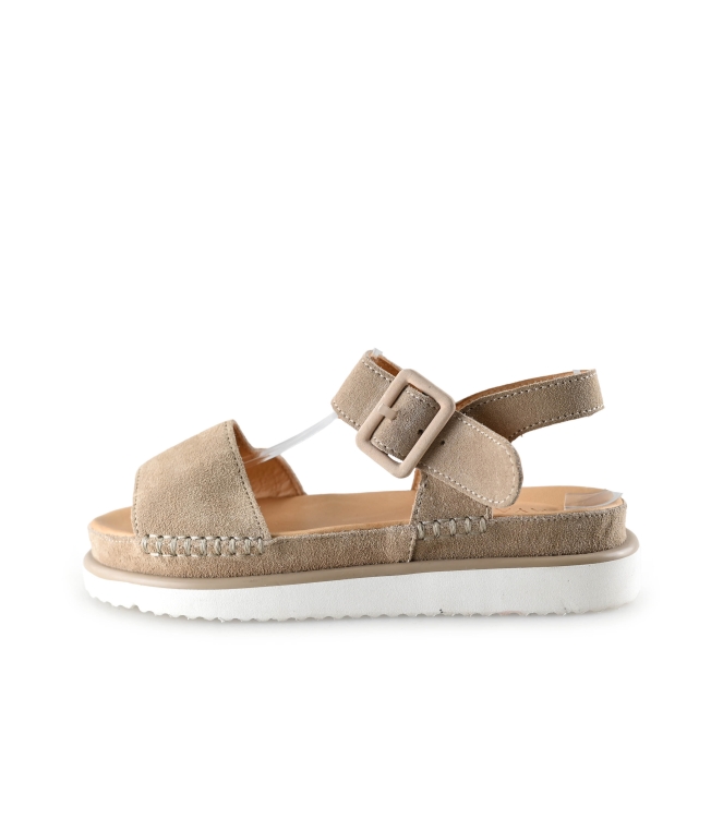Ayana Sandalen