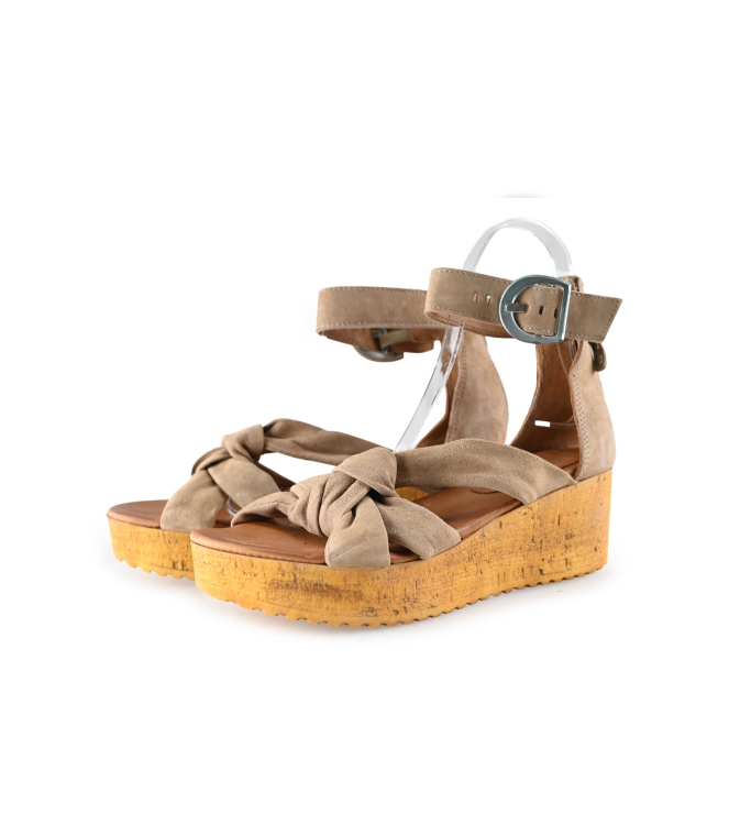 Omoda Sandalen