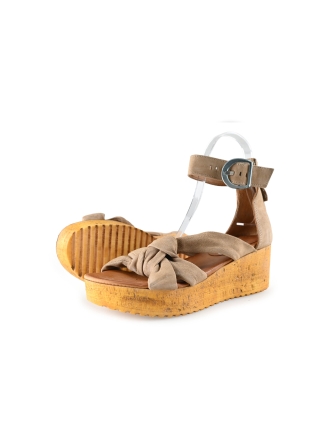 Omoda Sandalen