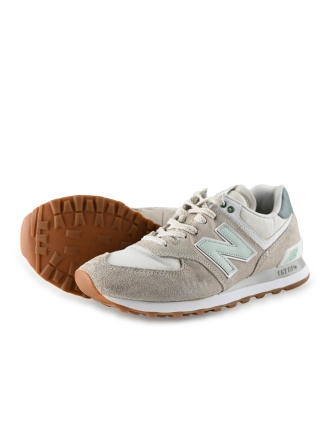 New Balance Sneaker