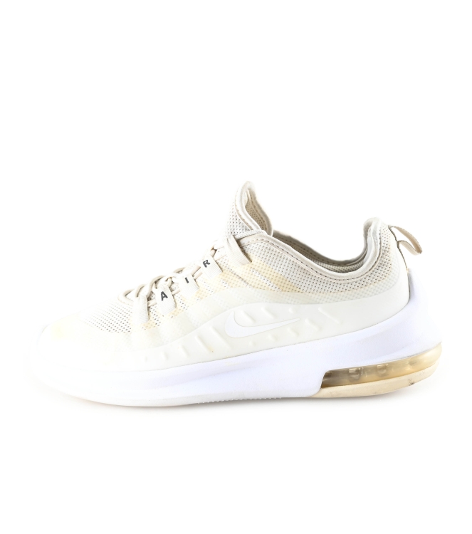 Nike Sneaker