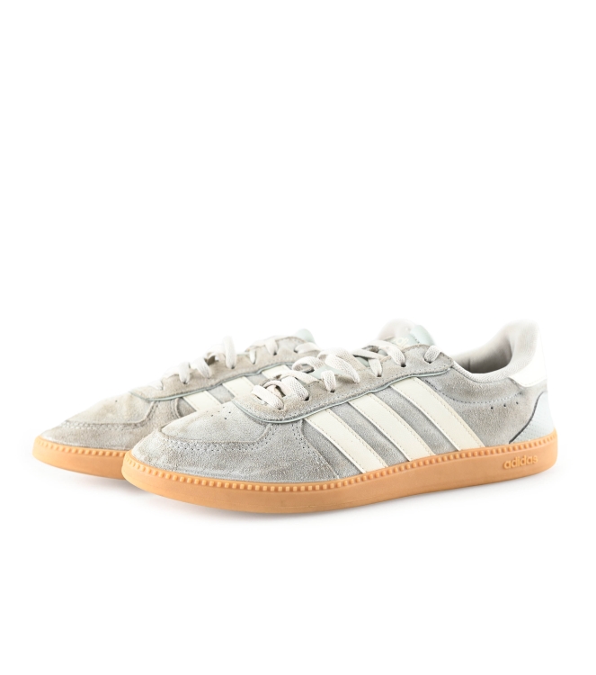 Adidas Sneaker