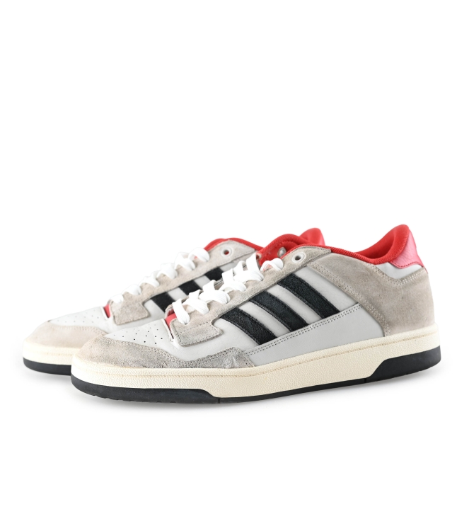 Adidas Sneaker