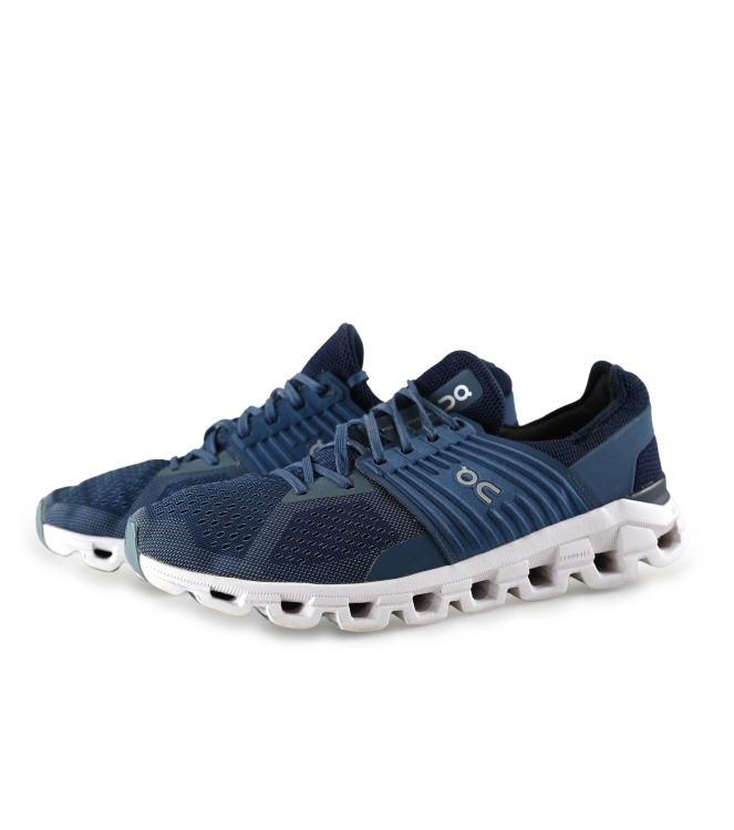 On Sportschuhe