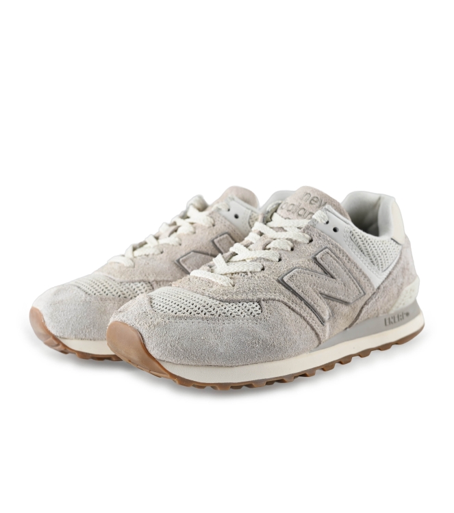 New Balance Sneaker