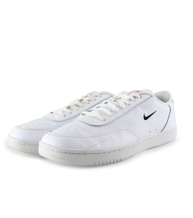 Nike Sneaker