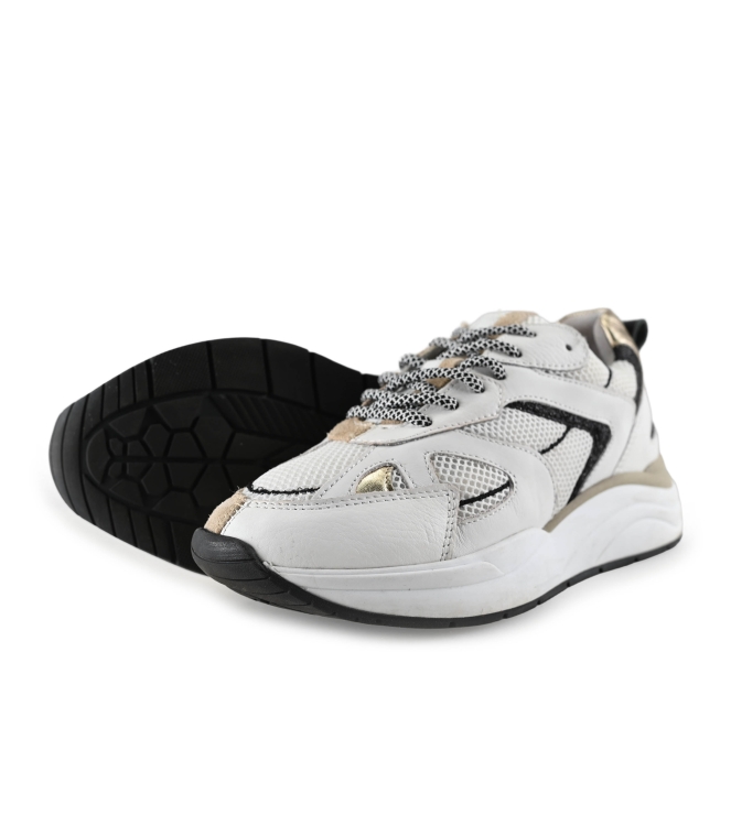 Omoda Sneaker