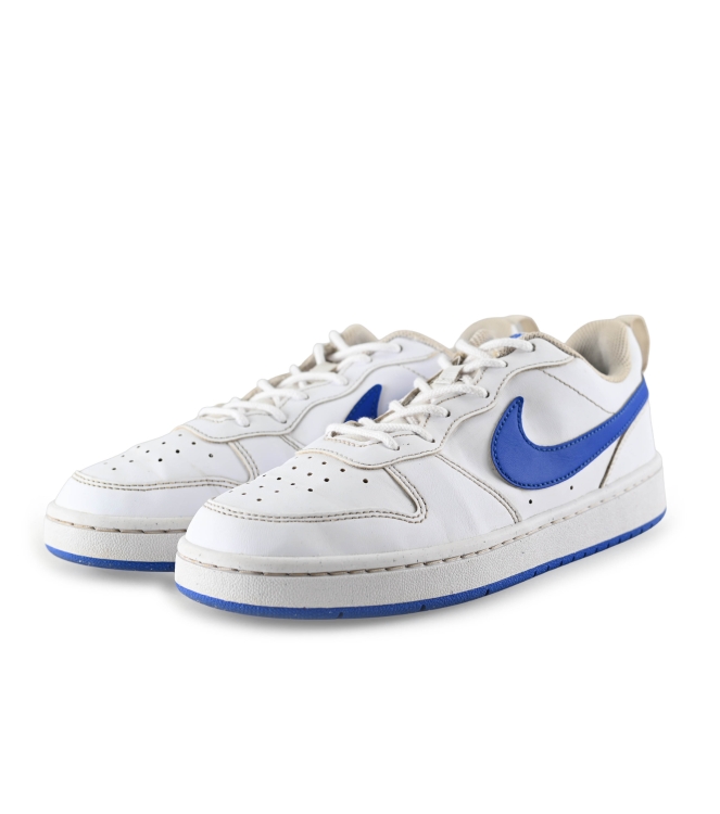 Nike Sneaker
