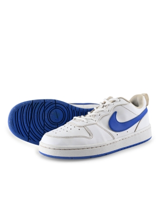 Nike Sneaker