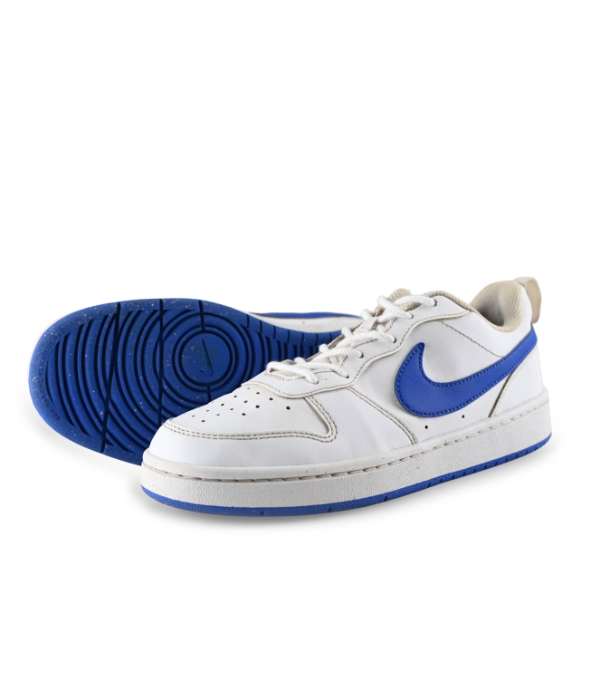 Nike Sneaker