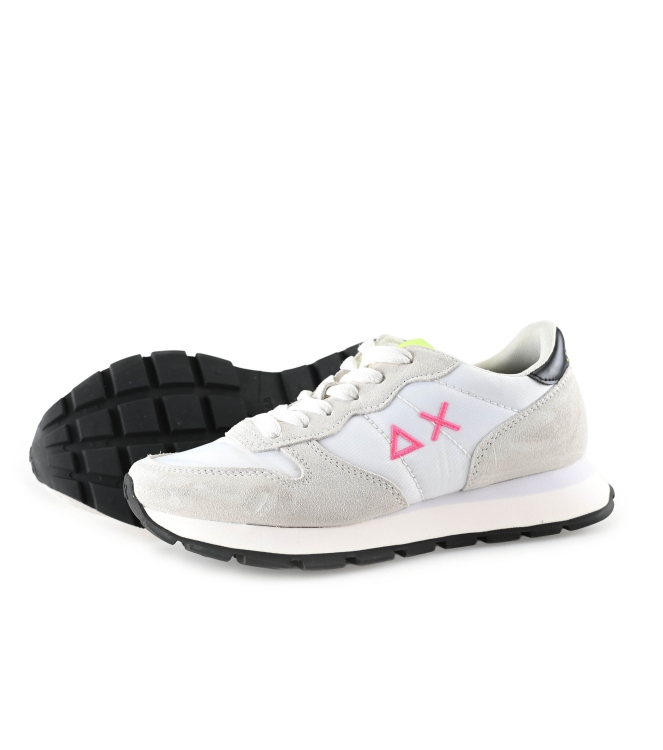 Ax Sneaker