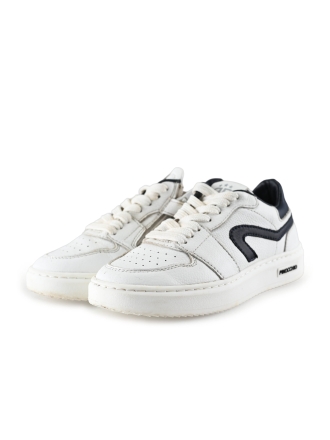 Pinocchio Sneaker