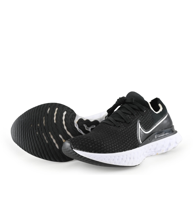 Flyknit Sneaker