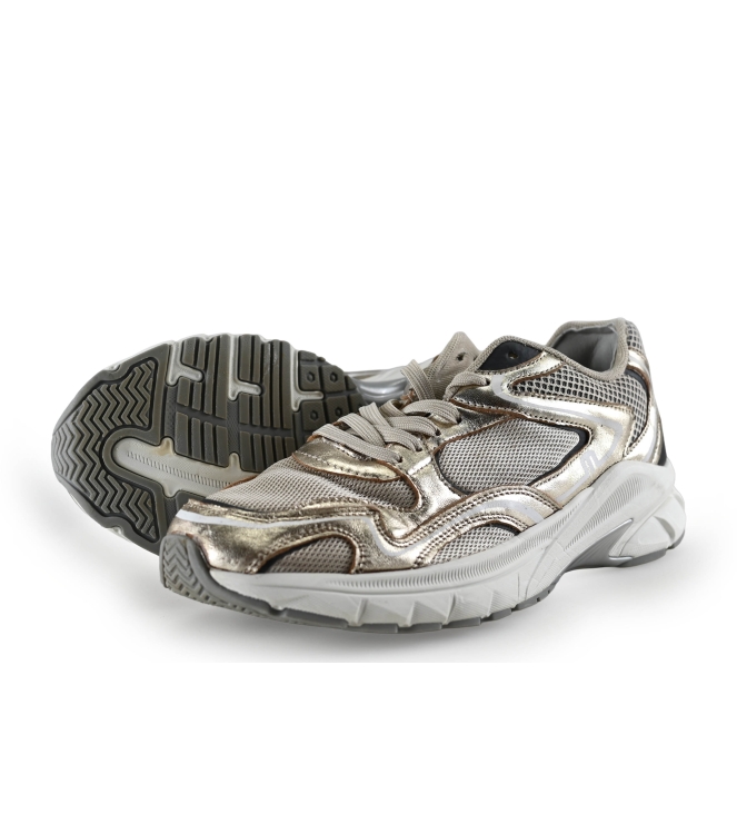 Maruti Sneaker
