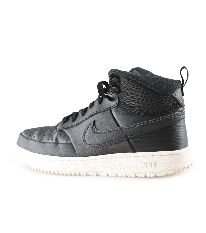 Nike Sneaker