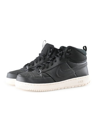 Nike Sneaker