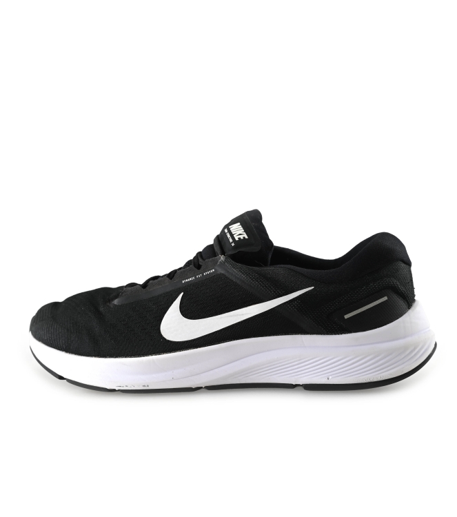 Nike Sneaker