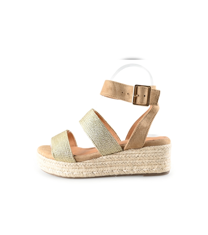 Ayana Sandalen