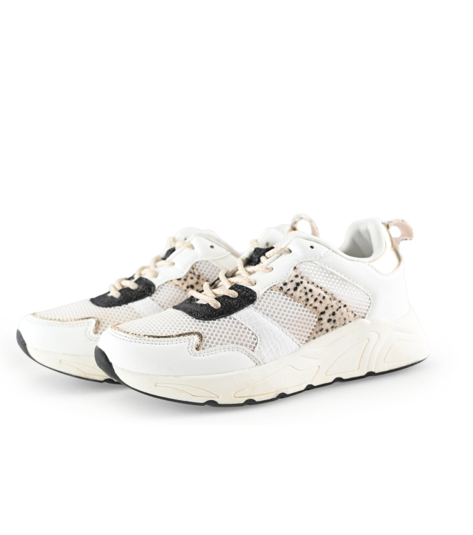 Omoda Sneaker
