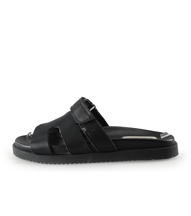 Steve Madden Flip-Flops
