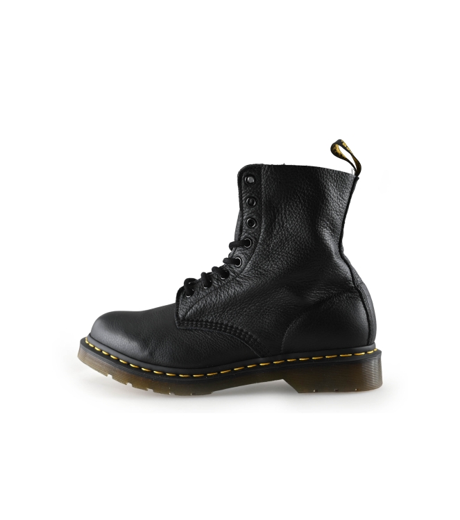 Dr. Martens Schnürstiefel
