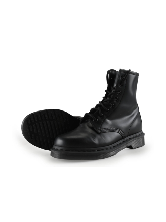 Dr. Martens Schnürstiefel