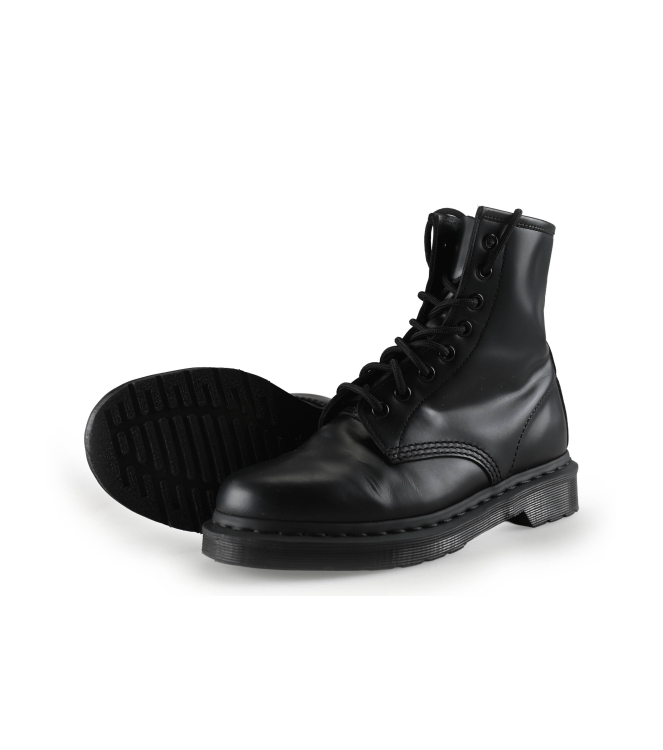 Dr. Martens Schnürstiefel
