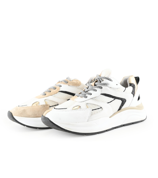 Lina Locchi Sneaker