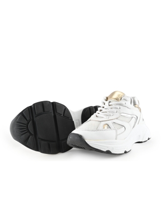 Omoda Sneaker