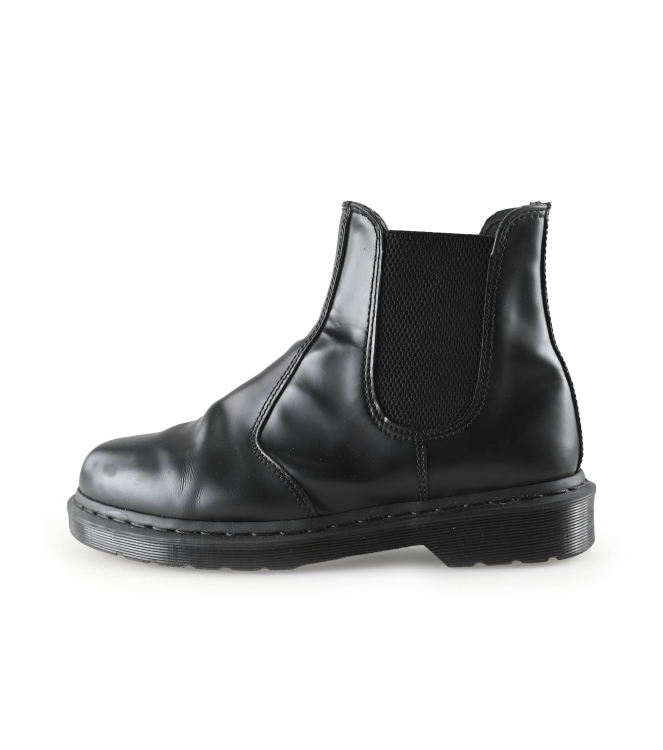 Dr Martens Chelsea boots