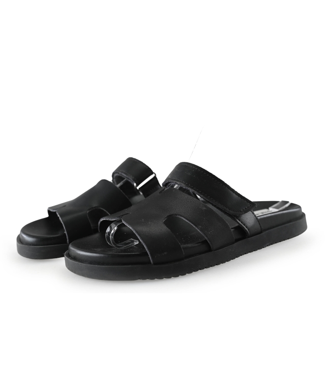 Steve Madden Flip-Flops