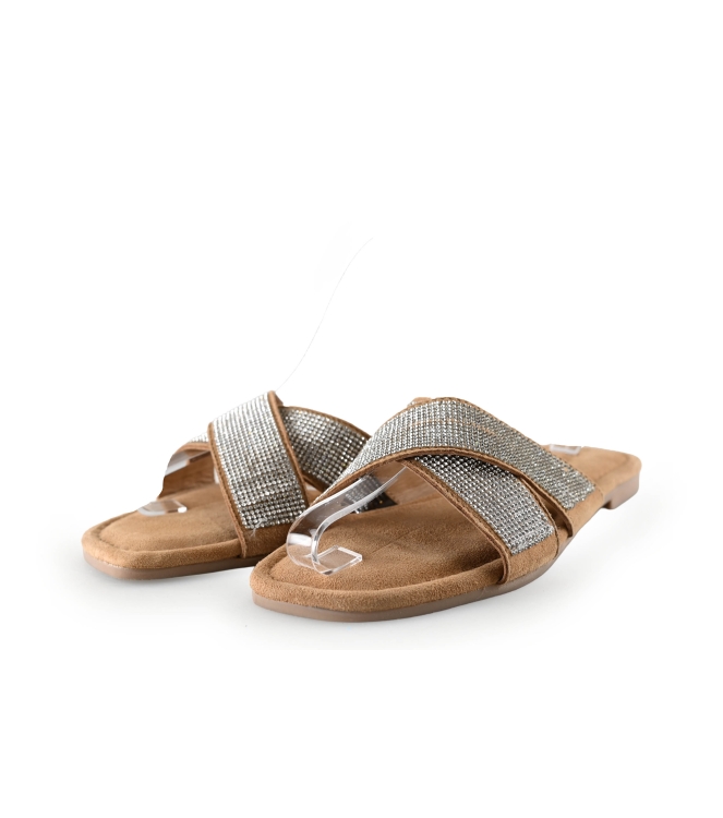 Lazamani Flip-Flops