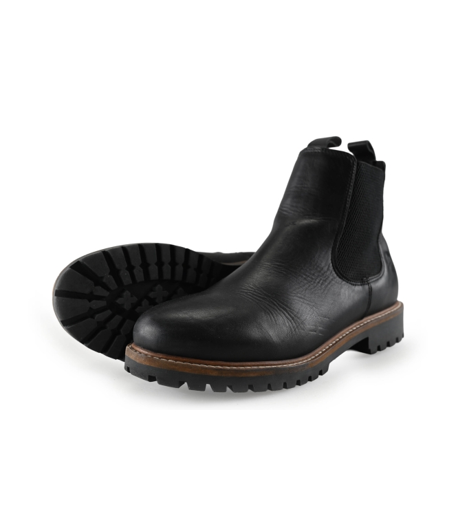 Travelin Chelsea boots