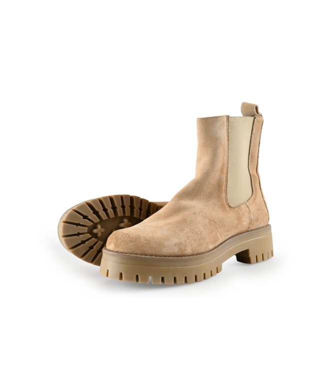 Nelson Chelsea boots